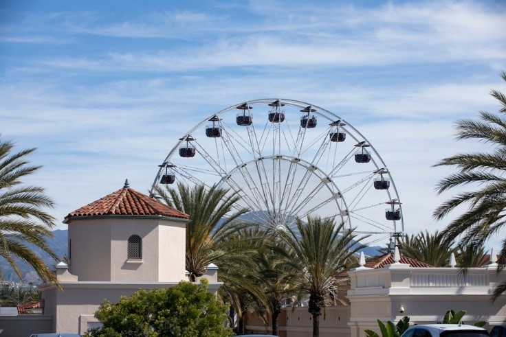 ferris wheel with blue sky